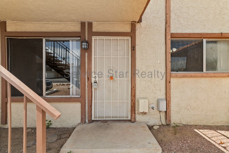 Simply Beautiful 2+2 with 1 car detached garage property image