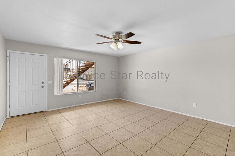 Simply Beautiful 2+2 with 1 car detached garage property image
