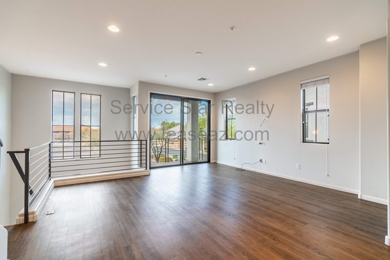 4 BED/3.5 Bath Townhome in Tempe!! property image