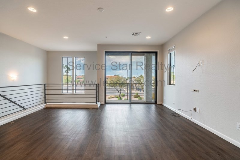 4 BED/3.5 Bath Townhome in Tempe!! property image