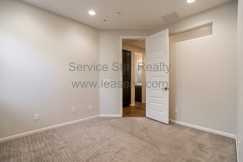 4 BED/3.5 Bath Townhome in Tempe!! property image