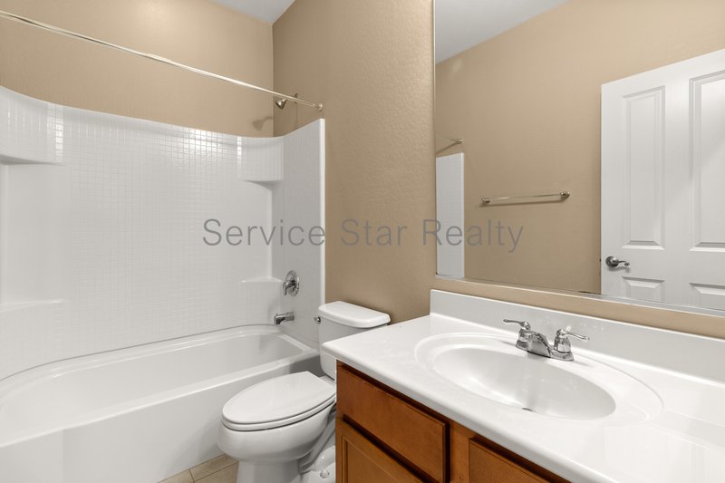 GATED COMMUNITY-  Spacious 4 Bed Home in Chandler property image