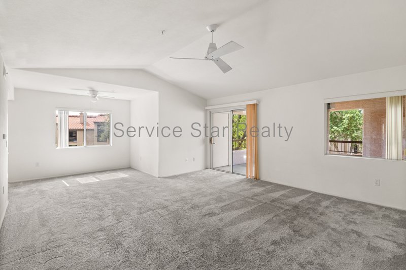 North Scottsdale Condo in Starfire at the Villages property image