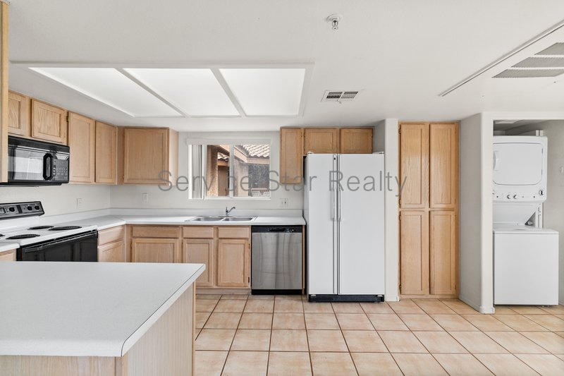North Scottsdale Condo in Starfire at the Villages property image