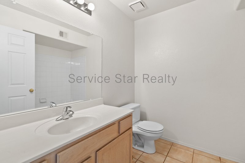 North Scottsdale Condo in Starfire at the Villages property image