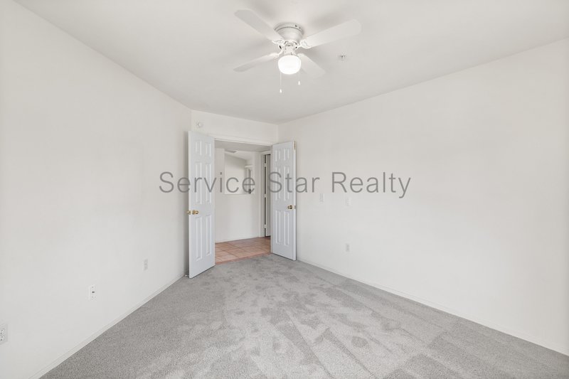 North Scottsdale Condo in Starfire at the Villages property image
