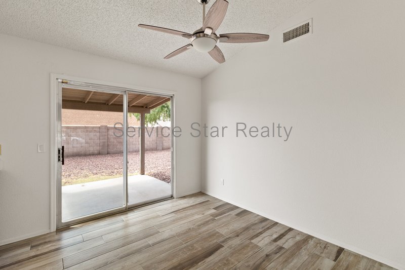 4-bedroom, 2-bath home in Phoenix! property image