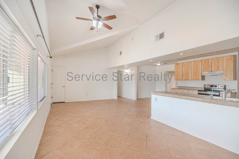 Beautifully updated 4 Bedroom - 2 primary suites! property image