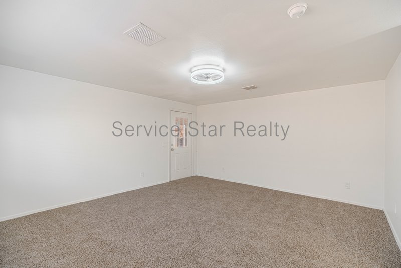Beautifully updated 4 Bedroom - 2 primary suites! property image