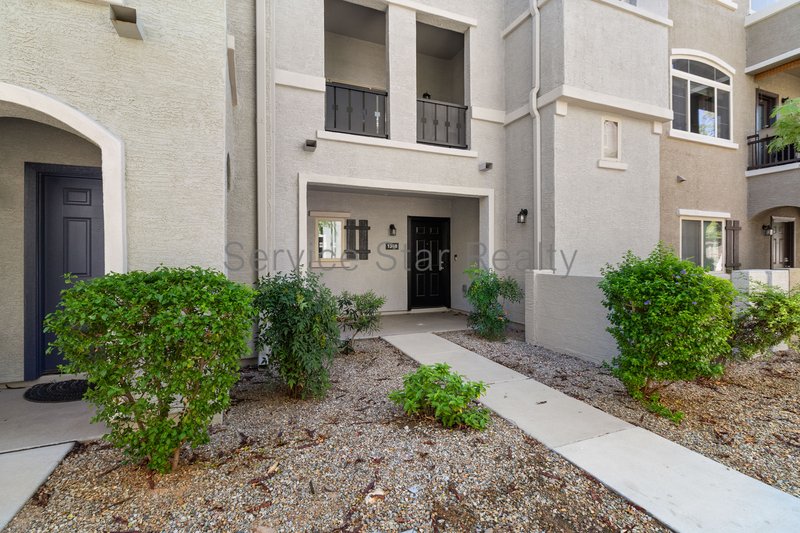 Three Bedroom Townhome in Gated Villagio at Happy Valley! property image
