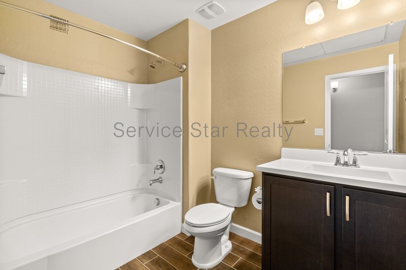 Three Bedroom Townhome in Gated Villagio at Happy Valley! property image