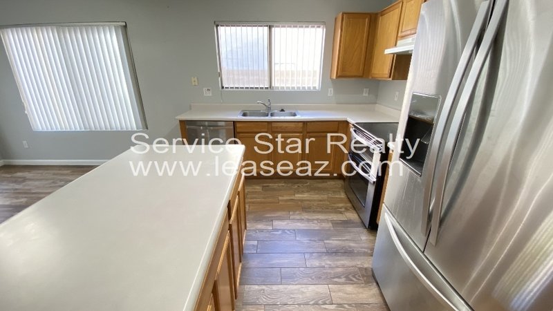 South Chandler Home in Fox Crossing property image