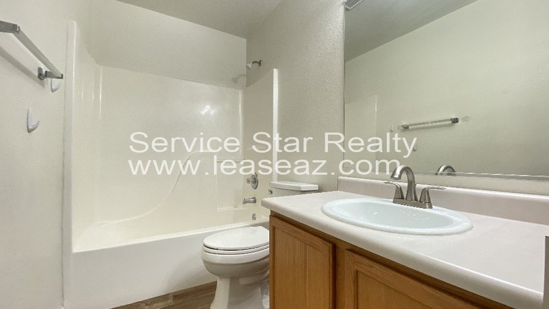 South Chandler Home in Fox Crossing property image