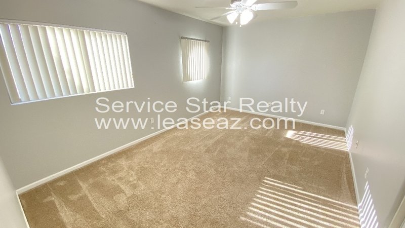 South Chandler Home in Fox Crossing property image