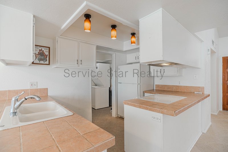 $750 OFF MOVE IN COSTS!!!  Great 2bed /1 bath Condo Community! property image