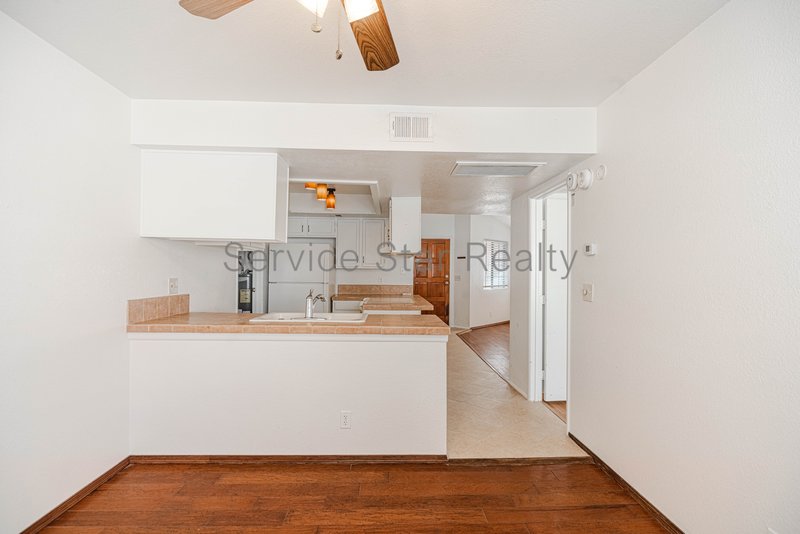 $750 OFF MOVE IN COSTS!!!  Great 2bed /1 bath Condo Community! property image