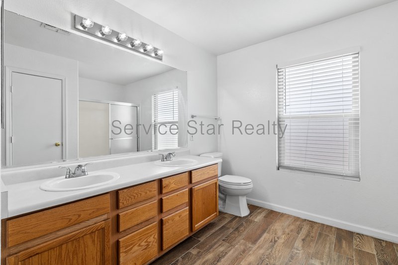 South Chandler Home in Fox Crossing property image