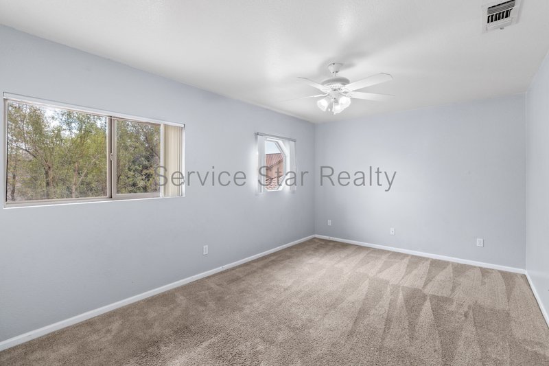 South Chandler Home in Fox Crossing property image