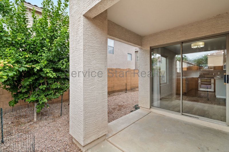 South Chandler Home in Fox Crossing property image