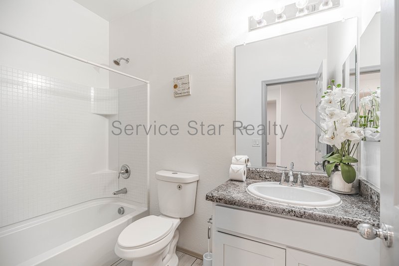 Spectacular 4 bed. 3 bath in Tolleson! property image