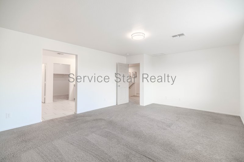 Spectacular 4 bed. 3 bath in Tolleson! property image