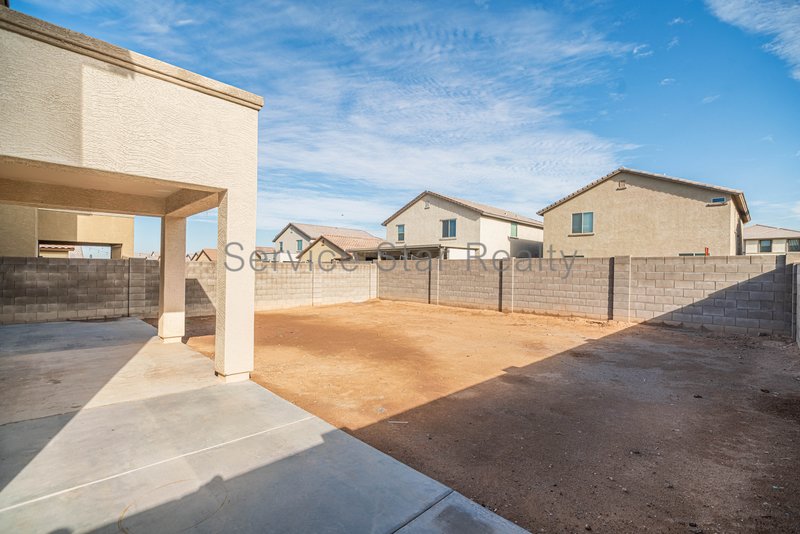 Spectacular 4 bed. 3 bath in Tolleson! property image