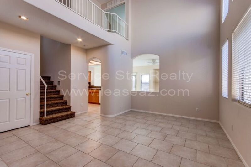 Beautiful 3BR 2.5BA Avondale Home in Gated Community property image