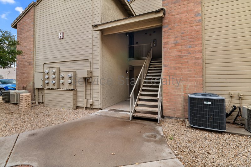 Beautiful 2-Bedroom, 2-Bath Upstairs Condo in the Heart of Tempe! property image