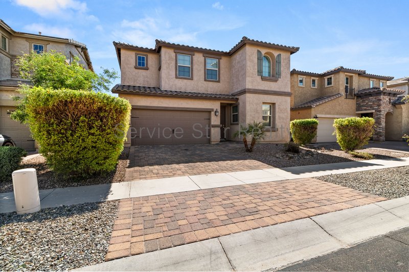 3455 E Indigo St property image