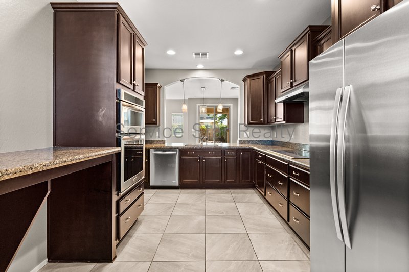 3455 E Indigo St property image