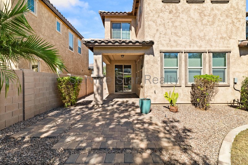 3455 E Indigo St property image