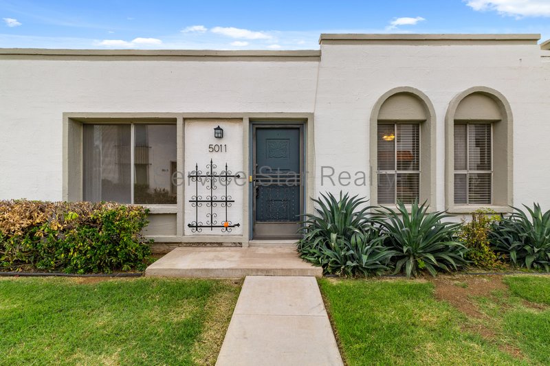 2 Bed + 2 Bath Townhome in Scottsdale! property image