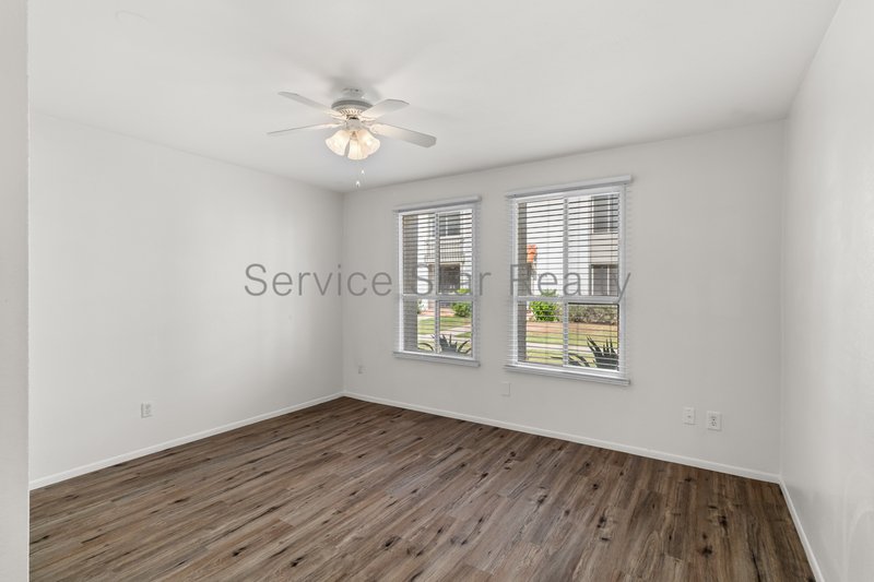2 Bed + 2 Bath Townhome in Scottsdale! property image