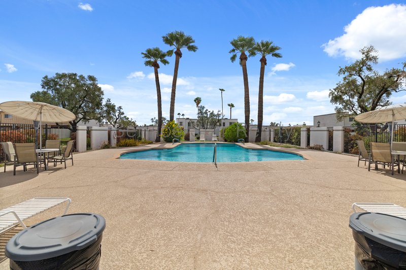 2 Bed + 2 Bath Townhome in Scottsdale! property image