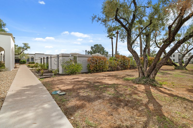 2 Bed + 2 Bath Townhome in Scottsdale! property image