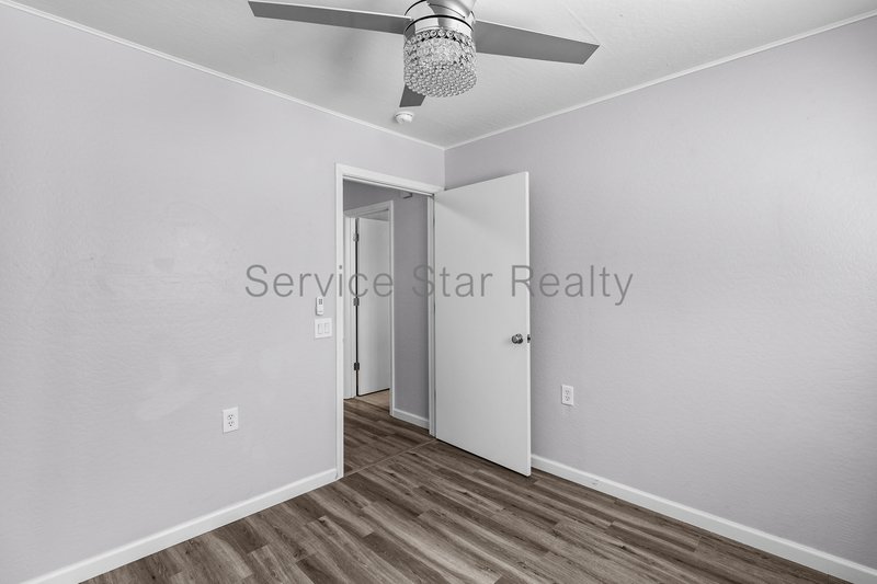 Gorgeous 3Bed/2.5Bath Home w/ Modern Touches & SOLAR in North Phoenix! property image