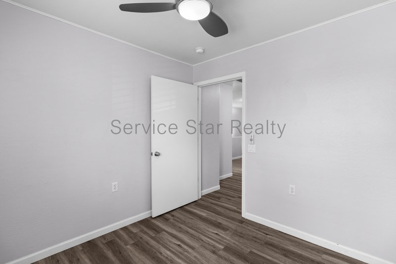 Gorgeous 3Bed/2.5Bath Home w/ Modern Touches & SOLAR in North Phoenix! property image