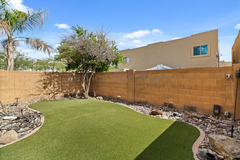 Gorgeous 3Bed/2.5Bath Home w/ Modern Touches & SOLAR in North Phoenix! property image