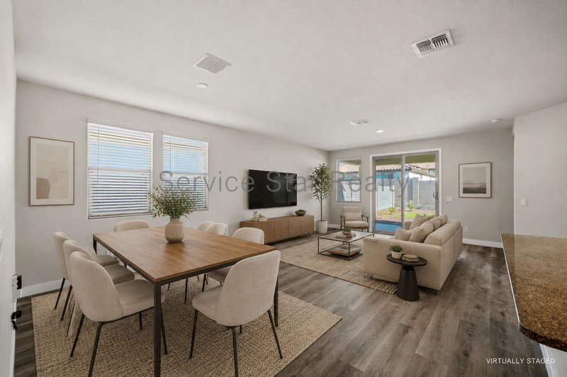 Beautiful 3-Bedroom Home in Verrado ? Low-Maintenance Living & Great C property image