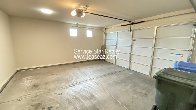 Central Phoenix Beauty on a Double Lot property image