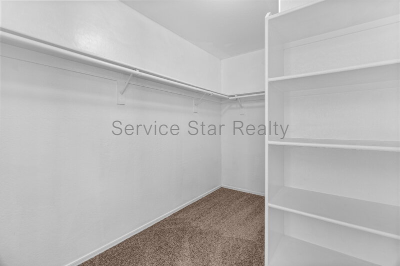 Beautiful 4 Bedroom Home in Goodyear! property image