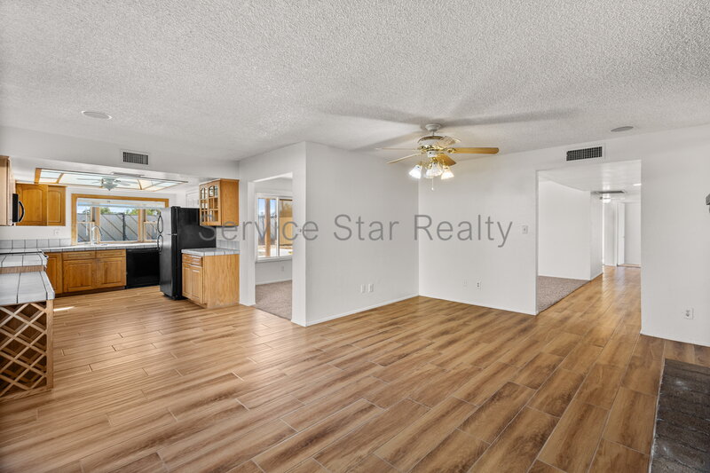 Fantastic 4-Bedroom Home in North Phoenix! property image