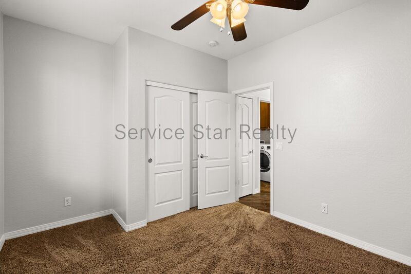 Beautiful 3. Bedroom, 2 bath home in Gilbert w/Sparkling Pool!!! property image
