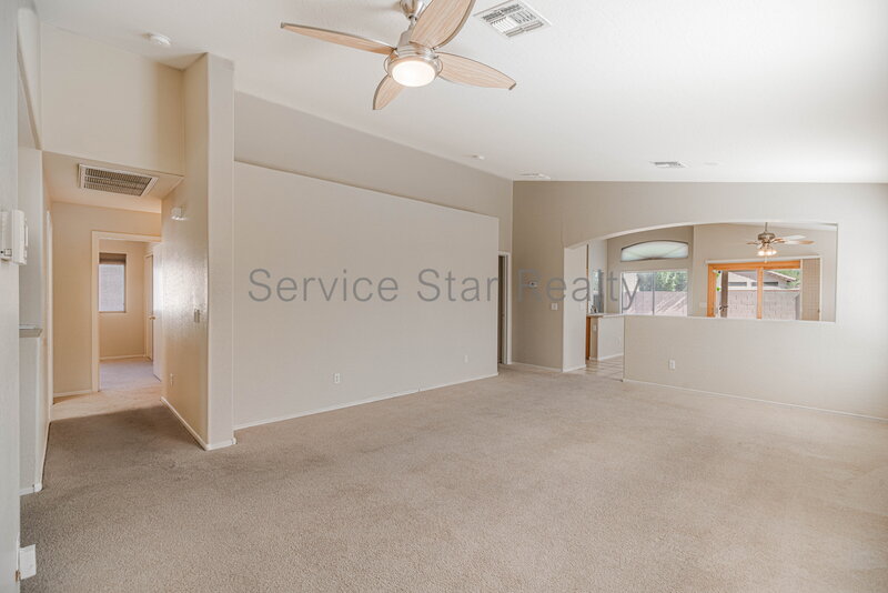 3 bedroom w/den, 2 bath in Litchfield Park property image