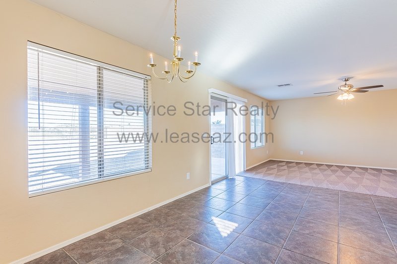 Large 5 Bedroom Home in Florence property image