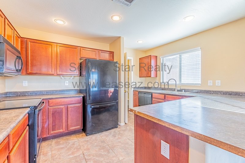 Large 5 Bedroom Home in Florence property image