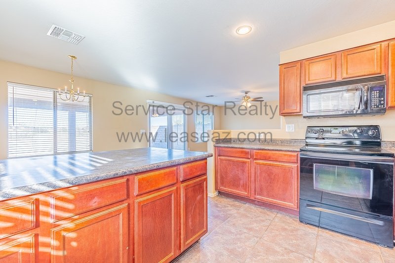 Large 5 Bedroom Home in Florence property image