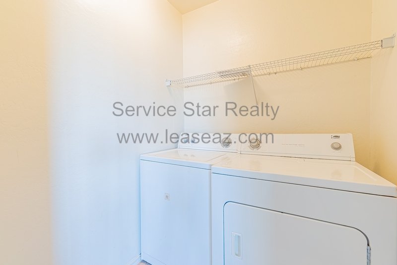 Large 5 Bedroom Home in Florence property image