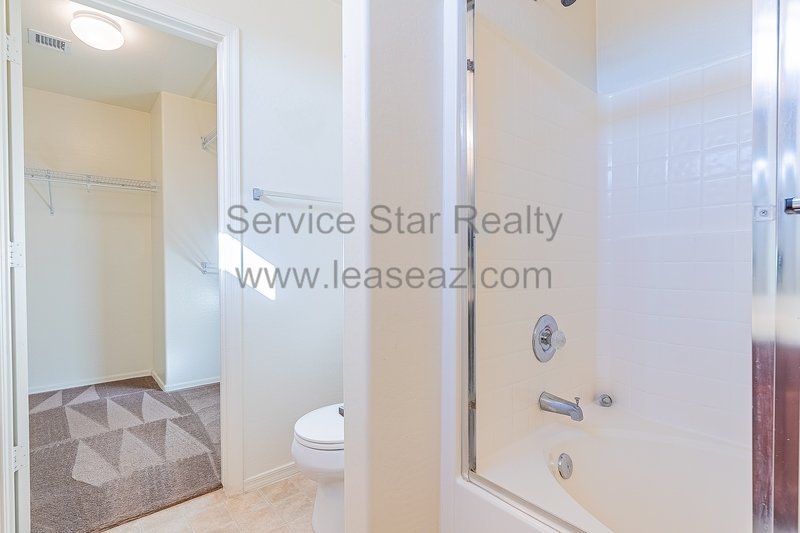 Large 5 Bedroom Home in Florence property image