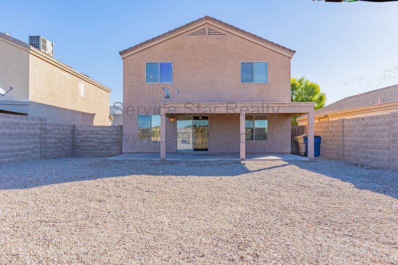 Large 5 Bedroom Home in Florence property image